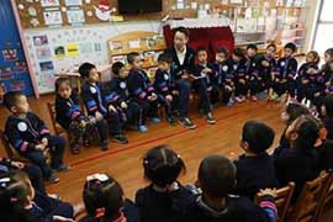 &ldquo;�ؼҵ�ϣ��&rdquo;��Ŀ������2011��10�£���ʱ�а�ɯ���Ǵ���ҹ���ƿ�Ϊ�����ʽ������ھ�����ձ���ȵ����Ѷ�ͯ����ÿ����ʧ���ӵ����Ķ������ջص���ĸ��������ֹ2015��6�¹��ƾ�����ձ�������Ѽ�ͥ��ͯ100�����������ƿ�258����Ԫ��