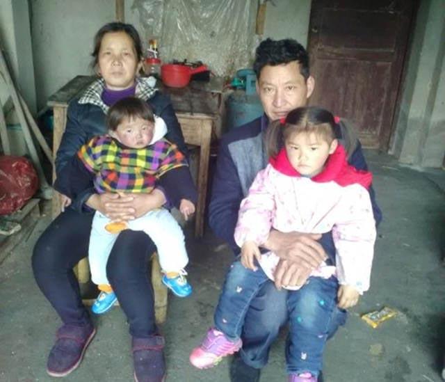 �Ҳ��ǵðְ���������ӣ���Ϊ���Һ�С��ʱ�����Ǿ�ȥ�˺�Զ�ĵط���үү������ʹ��ˣ�����Ҳ���ã�Ϊ�˸��ҿ������ѳ�ҩ��Ǯ��ʡ������17��Ĺù�Ҳ��ȥ����Ǯ�ˡ�