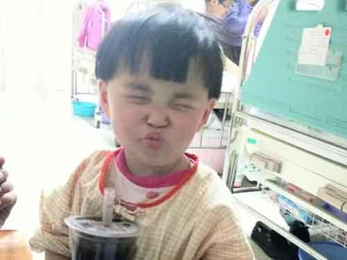 �������Ϻ����˸����γɺ����ν᳦��һ���ĸ���ʱ�����˹��������������������ű�����ֹ������ˣ���ϳ�ճ�����ֽ�����������������һ���ĺ��������Ĵ����������ξ��ǿ������⼸����������ĸ������㺢�ӳ����������������֢�໤�������������أ�����һ�δκ���ʧȥ�Ŀ־塣  