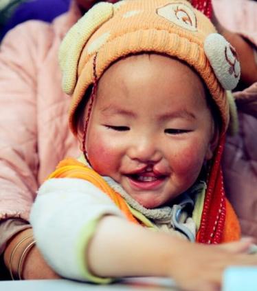 ���ҹ�����Լÿ600���������о���һ������ʱ��д��ѡ����ѻ����ѡ������ͥ�ر���������ƫԶ������ͥû�������е��������������Ʒ��ã���ˣ����ǵ���Ů�ںܳ���ʱ���������ڹ¶������֮�У�Ȼ����һ��5000Ԫ�ɱ�����������Ըı���һ�С�