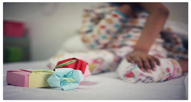 �ڸ���Ե�����������д����&ldquo;�װ��Ĺ������ʿ������ʵ���ǳﲻ��Ǯ�ˣ��Ⱥ����εĻ��������Ѿ���ȥ����ʮ��Ԫ��������е����ݶ������ˣ�����ʵ������·�����ˣ� ������ǰɣ����ǵ�һ���СС�İ��ľ������Ǻ��Ӿ޴������ϣ����Ҳ������һ��������������ֻ��������Ϊ�Ұ�ȥ������Ů����ͷ������