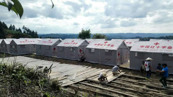 Ȼ����Ϊ�����ʼ�ĸ���������û�������ڱεľ����������¶ȷǳ��ߣ��ټ���������ʵĽ��¹�Ч���ã�����;��ֹ�����Ա��������ͷ����������켲����������������㡢���̶ֳ�������ظ������ָ�����ȥ����ò����ʱ�ա��ֺ��ؽ��׶Σ�����;��ֹ�����Ա���������ס�ھ��������ڽ�һ�������¡�