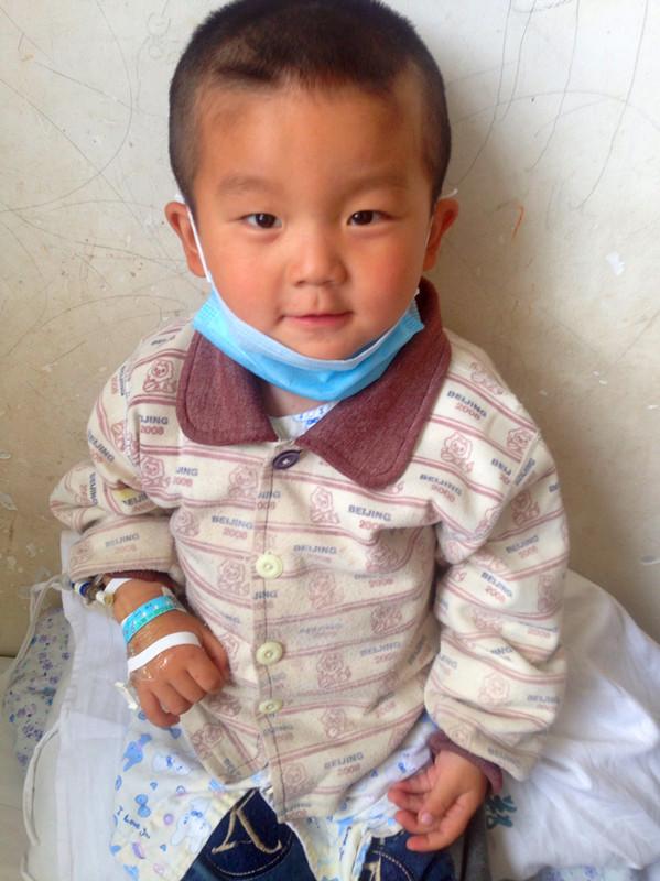 ���ӵ�����֪�����ӻ��а�Ѫ����Ϣ�󣬲����������������ӻ���Ҫ��飬���ӿ����������裬����ֻ�ܺ��ź���˵&ldquo;�������£���Ѳ�����������ͻ����ˣ�����������������㲻�²�ħ���Ǹ�С��ʿ��&rdquo;