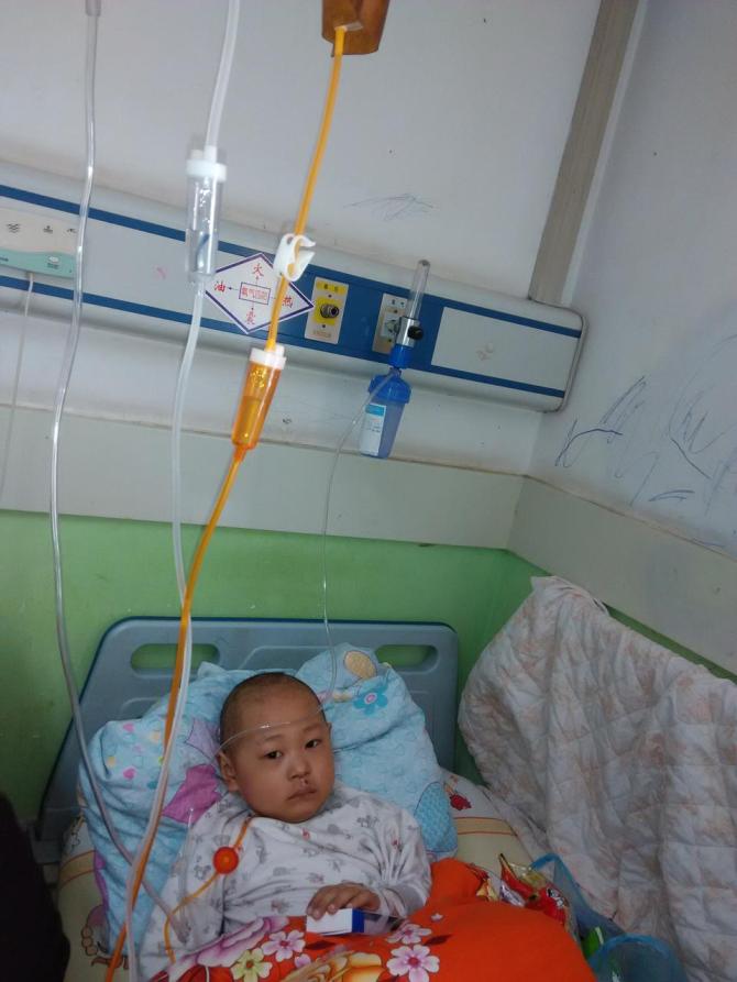 ���Ӽ����������ĺ���һ����ѧ��ˣ�����������������Ŀ�����ÿ����ʱ����������˵��&ldquo;���裬��Ҳ����ѧ����ʲôʱ������ѧ��?&rdquo;��������ȥһ��͵͵�ؿޣ���������������ʹ��Ҳ�����������Σ�ϣ���Ӽ��ܸ���������һ���ܹ����ĵ�ȥ��ѧ��ȥ��ˣ��ȥ����Ӧ�ù��Ŀ��ֵ�ͯ�ꡣ