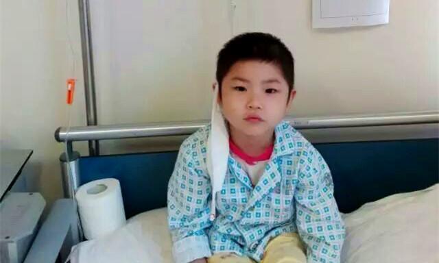 �Ҵ�����������һ�𵽱���301ҽԺ����һ����飬3��6�ձ�ҽԺ��ʽȷ��Ϊ�����ܰ��԰�Ѫ������Σ����  ҽԺ��ʱ����Ů��סԺ���ƣ�����ҽ����˼���õ���2008��������Ҫ��14���Ƴ̵Ļ��ƺ�2���ά�����ƣ�Ԥ����������ʱ��Ϊ3�ꡣ