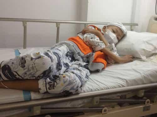 ������2015��10�����л�������ҵ���������ƥ�����Ѫ��ϸ���ˣ����ߵ����Ҳ�ϸ��ˣ������ڹ���ҽ�ƴ�ѧ��һ����ҽԺ����Ѫ��ϸ����ֲ������ҽ��˵��������Ҫ40��Ԫ���ң���Ϊ����40�������ѣ�һ����ʡ�Լ��ã����������ѡ�ͬѧ���һЩ��������ʿ�İ������Ż����չ������ѡ�