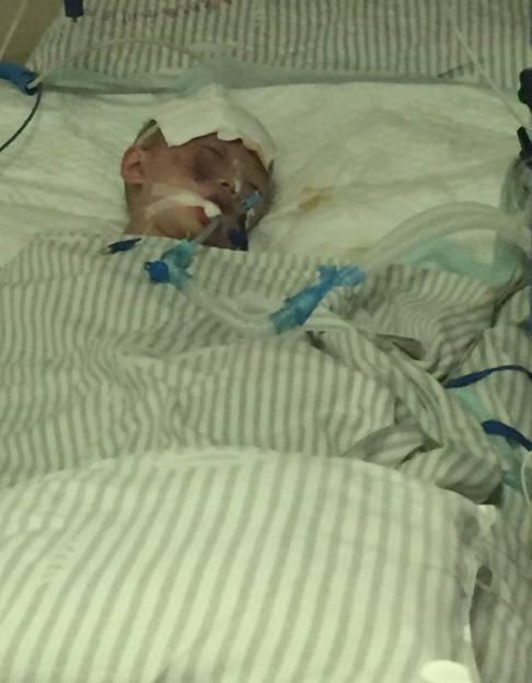 ����֢�໤����۲���8�죬��Ȼ���Բ��ѣ��ڴ˽׶��Ѿ������˼��е����л����������ѽ�����9��Ԫ������ңң�������ҽ���������ǻ���תԺ���ơ���˧Ҳ���ңң�͵����õ�ҽԺ�����������ﻹ��Ǯ������ңң�β�����˵���Ʒ��ˣ���������ңңתԺ�ľȻ����ķ��������Ͳ�������