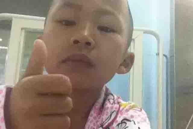 ���˼��ҽԺ����С���ȥ�ĵط���ҽԺ�Ļ�ʿ���Ѿ������ˣ�&ldquo;��ѽ��ŷ�����������ˣ���㶼�����ˣ��һ��ǽи����ֵĻ�ʿ�������������&rdquo;����ΪС��ƶѪ��Ѫ�ܶ���С�������ң������һ��Ѫ����������������Ǿ������¡������������������Щת�䣬����Ϊ������Щ�룬����һ������ʹ�࣬��&hellip;&hellip;