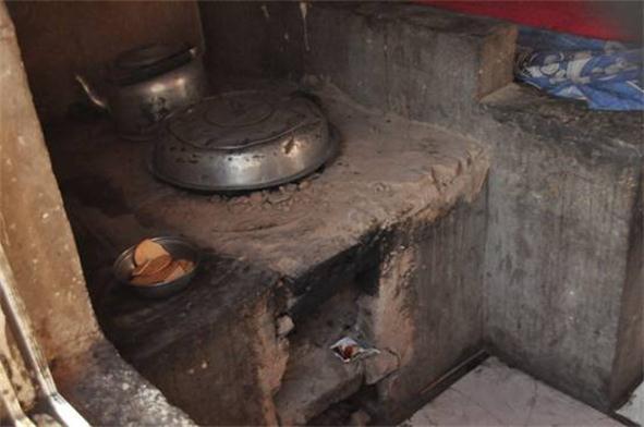 �����֮�꿿���ƷΪ�����ھӼҸ���������Щ���ɣ����˸��˵Ĳ���óԣ�һֱ������� 