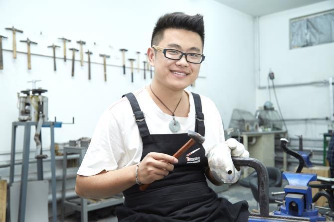 &ldquo;�������㲻����������&rdquo;��΢��ƻ�Ӧ�˶�������������8����������ֵ�����ѧ������2015����2016��ͨ�������γ̡�����ѵ��������ʵ��������ѧҵ����Ͷ��ϲ���Ĺ������򷢹ⷢ�ȡ�