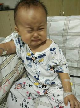 �����˷�������С������ղ�������90�������Ҳû�ж��ٴ����ұ���û��ҽ�Ʊ������еķ��ö����Էѣ�Ŀǰ�Ѿ�����20���򡣺�����ҽ�Ʒ����ںη���������ҽԺ�չ˱�������С���������ȶ��Ĺ����ں�Э������������޹�˾������Ҳ��ְ����Ϊ��˾û�취һֱ���١�