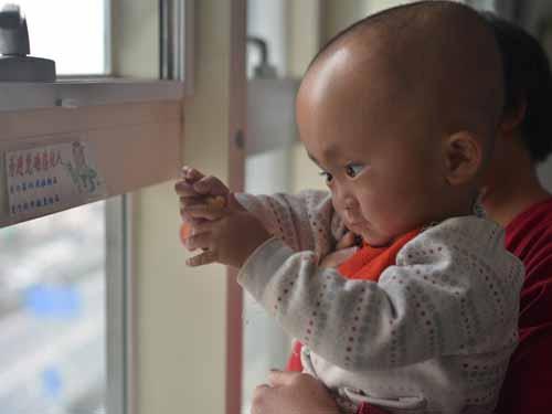 үү���̶���ʶ�֣���ũΪ��������û�й̶����룬΢���������޷�ά�ֹ��㻪��ҽ�Ʒѡ�үү˵���������㻪���ֲ��ۣ��費������Χ�˶�˵�����Ƿ�������������������ֻҪ�һ�����һ�죬�Ҿͻ���취�������β���