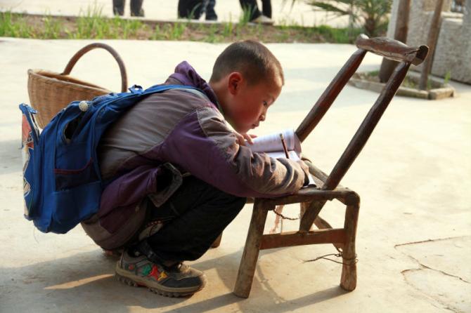 ����һ����Ը�����ҵ�Ŭ�����ð��迴������ѧ�ؼҺ������������д����ҵ���ȴ���үү���̻ؼң�