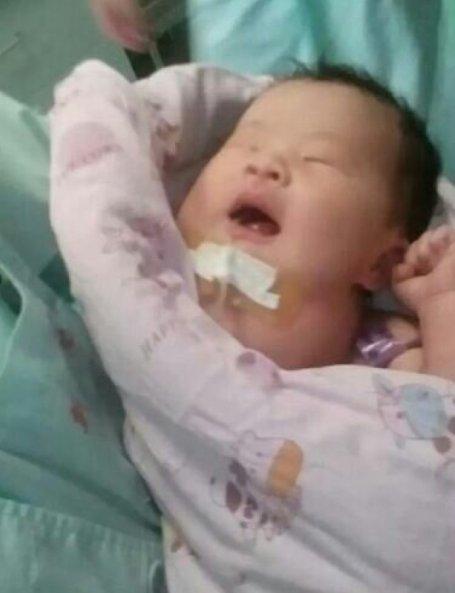 �ϴ�סԺ��θ���ڰιܺ���Ϊ���������µ��Ǹ�����ѹ�ȶ�Ҫ����ȥѧϰ���ʽ�ʳ������Ҳ��Ϊ��ʹ���������������������������ܰ�Һ������ëϸѪ�����ѡ��·�С�������ĺǻ��ź��ӣ��������ɶԺ��ӵĲ�û�а취������ҹҹ���չ˺����ó·�������������ᡣ