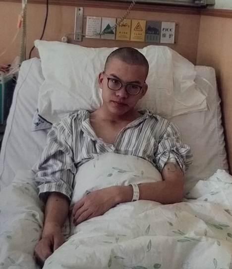 3��14����Ȩ����˵�һ�λ��ƣ������ڼ���ֶ��ġ�Ż�������ص��ǿ�ǻ���ú�ȫ����Ƥ���ϸ��Ҳ���͵�2200��������ϸ����ҩһ�ܲ�������������Χ������»��������Ԫ��Ŀǰ���ڽ��е������Ƴ̵����ƣ��Ѿ�����ʮһ��Ԫ��