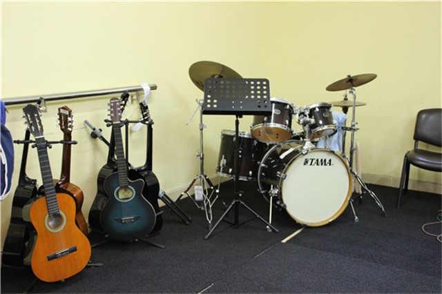 �������ǵ������������������Ц�ݣ������¶����ģ�ҪΪ���Ǵ���һ�����������������ǿɽӴ�����ѧϰ�����������������ǿ������ֻ��ѣ�һ��ȥ׷�����е���Ƭ���ã�����Ҫ�������߳����ţ�����ֻ�Ǿ��������ڼ��У����Ź㲥&hellip;