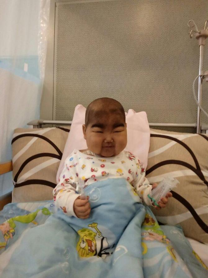 �ҵ�ʱ�����춼Ҫ���ˣ�ҽ������Ȱ�ң���ôС�ĺ��ӣ�ֻ��һ��·�����ߣ��Ǿ��ǹ�����ֲ�����ò���һ���ͥ���Գе�����ģ�����Ů���峺���۾������ң��Ҹ����Լ�Ҫ���������ҽԺ�β��ˣ�ȫ����ô��ҽԺ���ܻ��а취��