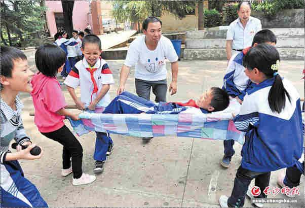 ����-���ܵ���������ԭ���Ҫ�죬�Ծ��뻥�ȵķ����ȣ���������С����ѧϰ�򵥵ĵ����ܷ�ʽ�����ȷ�����