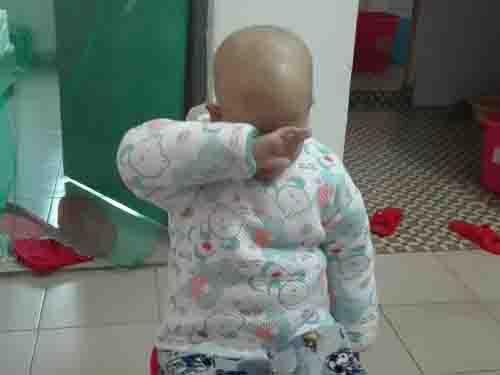 2015��8��23�գ����Ľ���������������������Ѱ�æ�������Σ���Ľ���ɡ�����Ϊ���ӽ����ˣ���������Ƿծ�Ϳ����Ҹ����˭��8��25�գ��ڶ�����ʦ�����Ϸ������࣬ϸ�ʲ�������ײ����ģ����ҳ��ַ���֢״�������Ͻ������ӵ�ҽԺȥ��飬��Ѫ�Ľ������ҽ�����������Ǽ����ܰͰ�Ѫ����