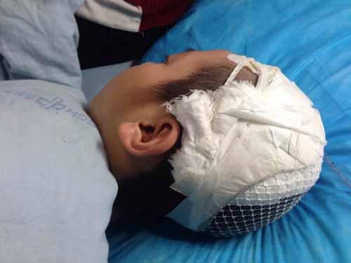 Ŀǰ����һֱŻ�£����գ������������½�������ʱ��С��ʧ��������Ҳֻ��ÿ���ظ�˵����򵥵Ļ��&ldquo;��Ҫ�ؼң�������ѧ��&rdquo;���ø������絶�ʡ�