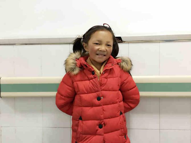 ����ɣë������������ǫ�����������׺�ĸ������Ϊ������û�м������ף�ĸ��Ϊ�˺���Ҳû���ٸļޡ���Ϊ�����12�������û���Ϲ�ѧ����������20ͷţ��ƽ��ĸ���ڼ������������ɣë��æȥ��ţ����Ϊ�ش�ƶ����������û�г�ݿ���������Ǯ��ֻ�ܿ��������������ݽӼ�ά�����