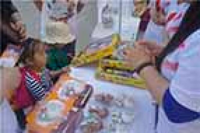 ����Ŀ���¡� ����������Σ�����������顣  ���ն�ͯ�ڱ���ȷ�������ľ��ܵ������ֺ������ն�ͯ��ͥ���Ǳ���ʧȥ��Ѱ�Һ��ӹ����д�����ʹ������ĥ���ܶ��ͥ������飬������ҵ�����