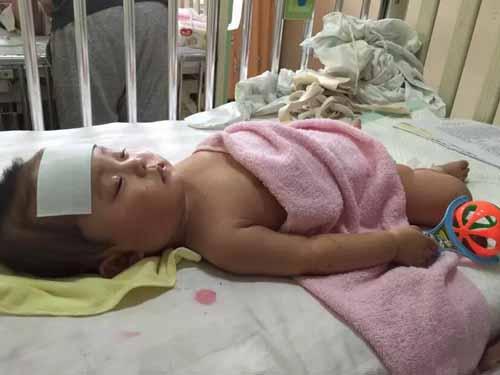 ��ϣ��ICU�ȹ���������ʹ���7�죬Ҳ������һ����尾��7�졣����ICU�������ſڣ�ϣ������ҽ���ٻ��ֺ����������޷���˯ȴǿ���Լ���Ϣ������ϣ��Ҫ���裬�����ܵ��¡���7�����Ǿͼ���һ�Σ���3���ӡ���ϣ���ڲ����ϣ��������絶����Ҳ����������������������������е����ң���ϣ����Σ�ա�