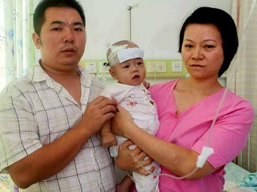 �漣���������ӣ����������Ҹ���ʱ�⣬����Ӱȴ�ڲ������Ʈ�������ӻ���ƫ�ߣ�������ҩ��Ч����Ϊ��ͥ�����������ţ�����û�м�ʱ�ϴ�ҽԺ��飬������˵�Բ�ҩҲ�ܺã���ĸ�͸��漣����Щ��ҩ���ԣ����Ǳ���ȴ��Խ��Խ�ƣ�����Ҳ���Խ��Խ���ˣ����ǵİְ����軹�Ǵ��漣ȥ�������ж�ͯҽԺ��顣