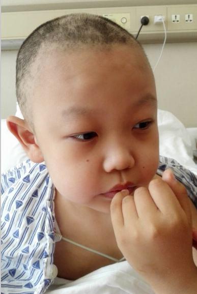 ��μ���70�����үү���������ಡ��������Ҫҩ����ƣ�2005����ΰְ�ȫ��Ƥ�����������������õ�2010�꣬һֱ��Ƥ�������ƶ�û��Ч����2010��׵��������ȷ��ΪTϸ���ܰ����������Ǯ�����������ˡ�Ҳ��Ϊ��ͥ�����������ƶ϶�����������Ҳ���ƵĲ��ã�ʵ������ʱ�ŵ�ҽԺ�����ơ�