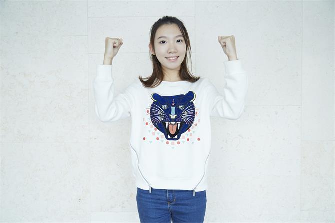 ���ˣ��������������Ŵ��������Ϊ���ض�����Ĳм��ˣ�Ҳ�������ϰ��ߡ���ͳ�ƣ�ȫ�й���Լ��2075�������ˣ������������������ϻ����ȡ���Ϊ��ȫ���ˣ������޷���ᵽ���������ٵĸ������ѣ��������Ծ��Ķ����ǾӸ����±�������֮�ġ�