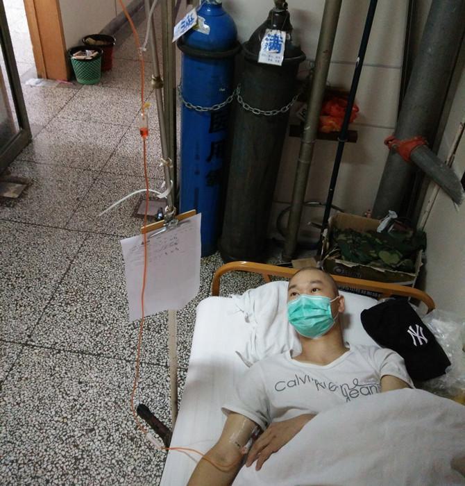 ��ֹ2016��9��6�գ����Ѿ�������5�λ����ˣ�ҩ���ǿ�ҷ�Ӧ����ʹ�����������ģ�Ż�£����գ��ѷ������л��Ƶĸ����ö�����ĥ���ҡ����塢�������ĥ���Լ������ϵ�ѹ�������Ѽ�ͥѹ�塣�ü����Ҷ��뵽�����������Ҳ��ܣ��һ����ᣬ������Ҫ�ң�����̫�������û�������Ҳ��ܷ�����