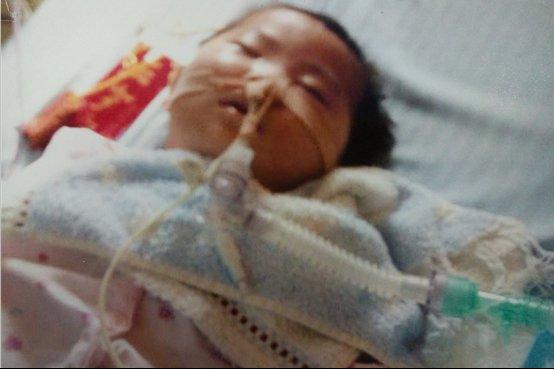 ��������֢�໤��ÿ��ķ��ö�����ǧ�ƣ������Ѿ�����25����Ԫ��δ����Ҫ�Ļ�����Ϊ����ʼ��û�����Ѷ�����һ��δ֪��������һ����ҽԺ�����ⷿ��ͷ���չ����������ӣ��ְ���Ȼ�����ſ�����Ҳ��ֵ��չ˺��ӵ����࣬����Ϊ���ܾ����ܵ�ά���������ƿ��������ò������򹤡�