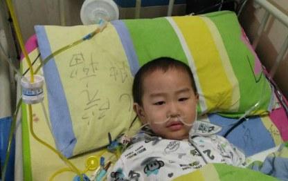 ��ҽ�����ܣ����ֲ�һ��ֻ�������ڲ��ܲ�����״�����ڲ��׷��֡����������������ҲูĤ�󣬳��Ӻ�ߣ���Ѫ�ܺ;����������϶࣬ռ����������85%���ھ���CTͼƬ�ۿ����β�Ҳ�л�ˮ��������һ�����ѻ���һ�룬�Գ���Ҳ�γɼ�ѹ�����º��Ӷ�������٣�������������㶼Ҫ��ҩ������ų���