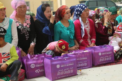 �½���Ů�յ�����������