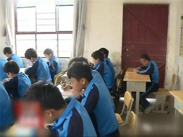  �ڹ����غ�֧������³����һ���к�����Ϊһ�����֣���ɸճ���4���µ�С�����ػ��ݡ�14�������¶��ؼ��ѳɳ����������ܹ��������˵����