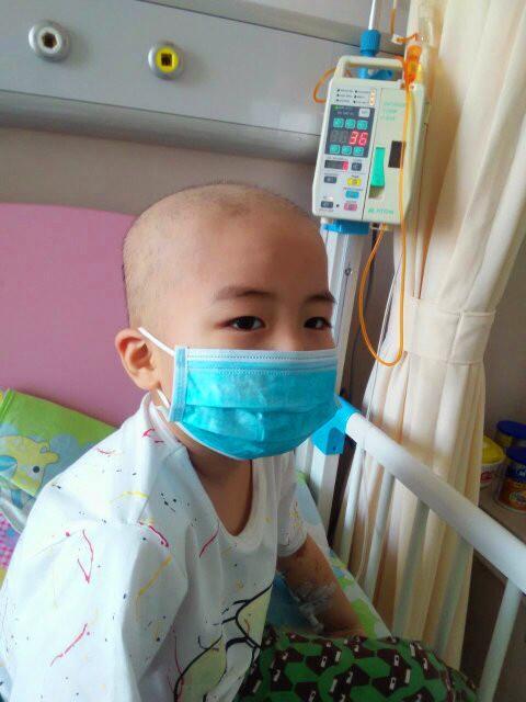 ��˵������ɽ��Ϊ���ҵĶ��ӣ��Ҵ�δ���������������ƣ��Ҷ�ô�������������տ��������������Ѿ�Ƿ��ծ8���Ԫ��ֻ������������������ˣ���ҪΪ��ļ��10��Ԫ�Ļ��Ʒѣ�Ҳ�����ǵ�һ�ΰ�����һ��ת�����ҵĺ��ӾͶ�һ��������ϣ������Ҳ���������簮����ʿ���ƾ��ܹ����һ��������һ����ͥ��