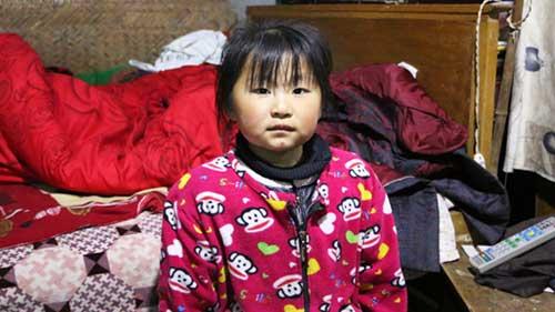 �뿪�˸�ĸ��ũ�����ض�ͯ��ͨ����үү����һ�����������үү����æ��ũ�ʱ�������˶Ժ��ӵ����ͽ��������Ŵ򹤵ĸ�ĸ��ÿ���ܹ��ؼҵ����������޼������޴���顣ũ�����ض�ͯ���������Ļ����£�������Ұ�ݰ�Ұ������&hellip;&hellip;