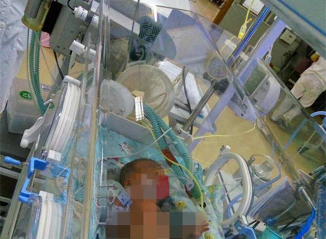 ��Ϊ��ĸ���ң���û���ü�������ĸ�׵����ۣ�������û���ü���һ���ҵĺ����ǣ�10��8�������ҵĺ�����һֱ�����ź�����������������������Ҫͬʱһֱ��ҩ�۲졣