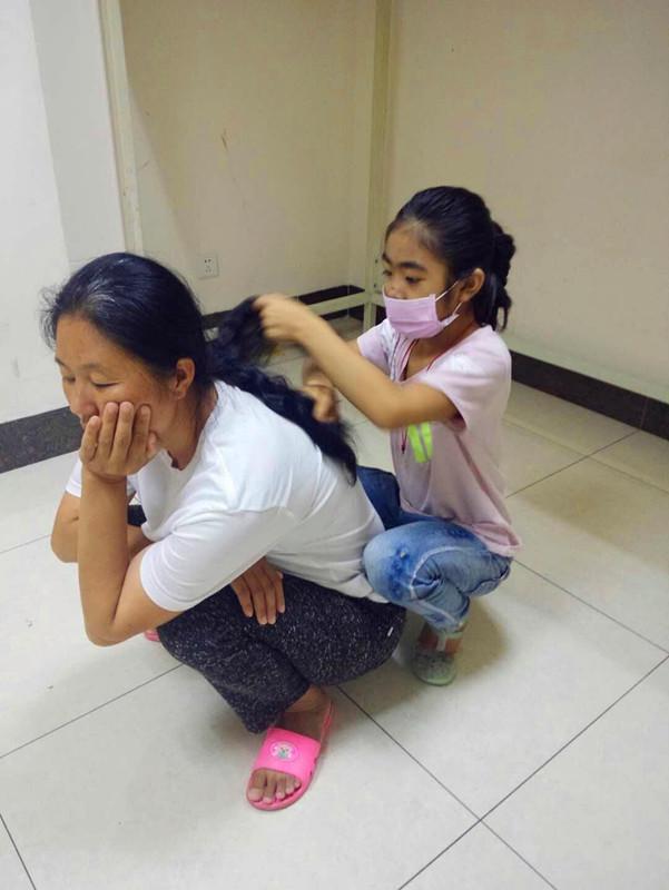 ���ǵ����������ƷѺ�����ѵ����⣬���ǰ�����ת�����������ڶ�ҽԺ���Ҹ����趼�����������ͼ�⣬����6������ϣ�ҽ���������ҵĹ�������������ߡ�����Ľ���Ѻ����Ҫ30����������������Ҫ50�����ҡ�