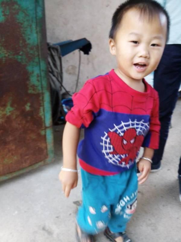 С�����еĺ�������С���ˣ�&ldquo;��˵���&rdquo;��������ɰ�����һ�����Զ��衢�滭���������������Ȥ����ʹ��ʹ��ĥ��Ҳ���ǿ�ĳ��衢���飬ÿ���ֻ�����������ߵ��������������������鲻�Խ��ĸ��Ž��ġ�ҡͷ���ԣ������̿�������