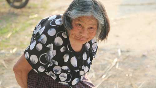 ������Ҫ��ʲô��������������������������������������¶�ʹ�������Ŀ��飬����������������ʧȥ�˷��֡������屨ֽ�ϵ��֣�û����Ϊ�����ʶ�����·սսΡΡ��û���˷�����һ�ѣ�һ���ڼ���ˤ��������ͻ��������������ߵĴ���Ҳ���ңԶ&hellip;&hellip;������ӵ������ǣ���Ҫ���İ�����