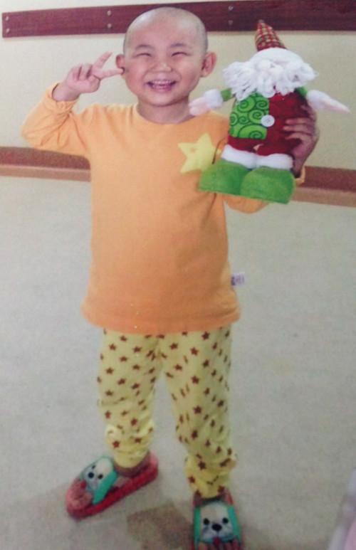 ������ħ�Ӷ������ͯ�꡿��Ƭ������Ц���˻���С���ѽ��źƺ������Թ���ʡ����һ��ɽ��ˮ��Ĵ�ׯ�����ڻ�����4���ꡣ�����ǿ�������С��ͷ��˭Ҳ�����&ldquo;��Ѫ��&rdquo;��������Ŀ���ĵ�������ǰ�������������С�к���ϵ������