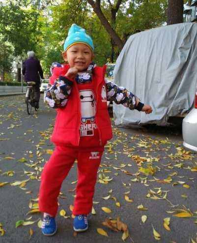 �ڹ����ж�ͯҽԺ�����α���ϻ����˺��ȼ���������֪�����Ϣ��������ͥ�����˳��صĴ��������ֻ�ǰû�û��һ�����Ӻ��ӵĲ���Ϊ�˸��õ����ƺ��ӣ�Ҳ�ڵ���ҽ���Ľ����£����ǿ�ʼΪ�������ƣ������ڻ����˼������л���֮�󣬺��ӻָ��������û��ʮ�����á�