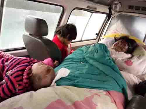 &ldquo;һ�������棬��Ů�����������ء�&rdquo;���˿�ҽ�����ܣ�����ȫ�������������40%���ң�˫��������ˡ�Ϊ�˷�ֹ�㲿ȱѪ�������Ѽ�ʱ�����и�������������Ǻ��ӿ��ܻ��������²С����Ǻ���������С������ҽ���������ޣ��ͼ��������󣬽���Ȼ�������һ����ת�������վ���ҽԺ���˿�����