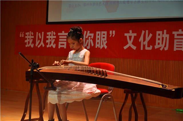 Сͮ���Ǹ��ܹ��ɵ�Ů��������ʮ���ľ���ƽʱ��Ҳ���࣬��ϲ�����������ݾ�������ǿ����������ݵ�����Դﵽ7��8����ˮƽ�ˡ������ÿ���˶��ǹ�ƽ�ģ��ϵ۸��������һ���ţ�ȴΪ�����һ�ȴ�����ȻСͮ���Ӿ�ϵͳ�ر��ˣ���������������������գ����㰿�裡