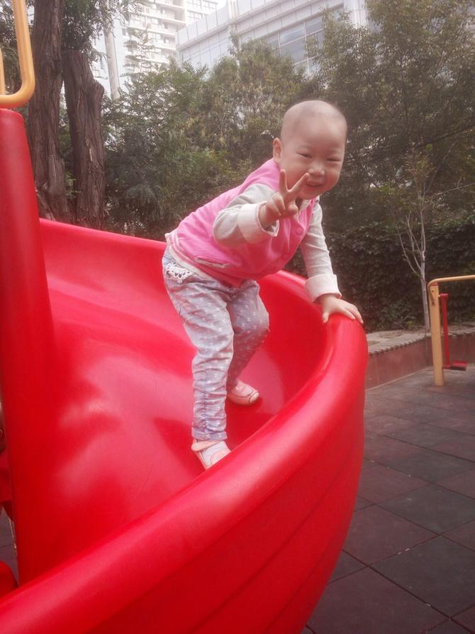 ��������Ʒ��ø�����������ƶ��ũ���ͥ�����˳��ص�ѹ��������������������£��Ѿ����˶�ʮ�����ң���ЩǮ�󲿷ֶ��ǽ�ġ�