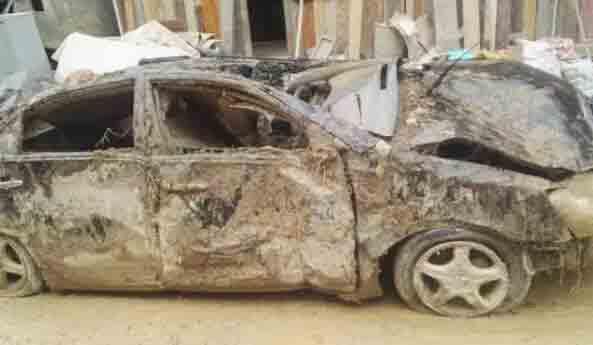 ������ƽ�ų�������ֺ���ʧ���ء�ˮ��·Ѷ�жϣ�������ʩ�𻵣�����Ķ����ˮ��ɳѹ�����β�ҵ�������أ����ݳ�٣���Ʒ���ͣ����������Ʋ��ܵ���в��