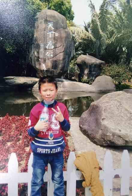 ���������ج�ģ����������������������ֲ�̫�����ˣ��������ѵļ�ͥ��֪����ô�졣ҽԺ�������������Ʒ�������Ĥ͸����ѪҺ͸��������ֲ��������Ϊ���Ǽҵľ���ԭ�����ֻ��ѡ���˷��õ͵ĸ�Ĥ͸��������ά�������š�����־����1��31�������ù�������סԺһ���º��ؼҿ�ʼ͸����