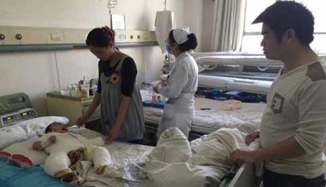 ���ɵĸ��׻���ƽ˵���������Ĵ��˱��ˣ�ʮ��ǰ�������հ������ش򹤡�Ϊ�������ӹ������ɵ㣬�������£��������Ѷ����и���ĸ���տ�������ǰ�����ڴ򹤣�����Ҳ�ͳ������ض�ͯ�������ӱ��̳����ˣ���������������ϴ�档