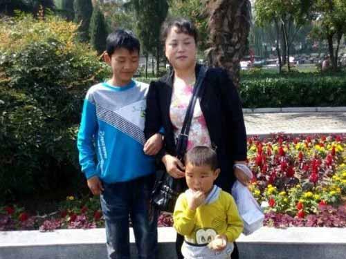 ��������ҵ��˰�����ҽҩ��ѧ�����о�������ҽԺ����������õ��˿��ƣ����Ǽ����ѱ����ڵ�һƶ��ϴ��˵����Ƿծʮ���򡣾�����ʱ��С������˫�����Ҳ���ֻ��д˲���һ���˶�ʱ�������������������δ������С�����������˲������������޷��ģ������޴��ɽ衣